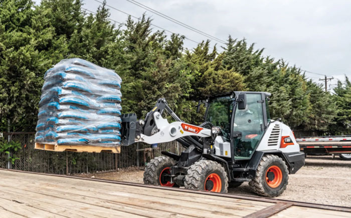 Compact Wheel Loaders